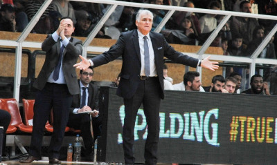 Μαρκόπουλος: «Να μην τους δώσουμε δικαίωμα να βάλουν εύκολα καλάθια»