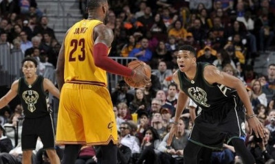 Υποκλίθηκε στον Λεμπρόν ο Giannis - πρώτος σκόρερ των Κινγκς ο Κουφός!