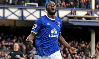 Ανανέωσε ο Λουκάκου!