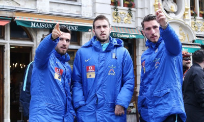 Οι Έλληνες δείχνουν… το δρόμο για το Μουντιάλ! (photos)