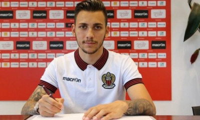 Κολλητός με τον Μπαλοτέλι ο μικρός Δώνης!