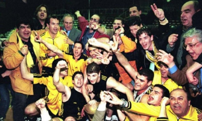 Σαν Σήμερα: Όταν ο Άρης σήκωσε το Κόρατς στην Τουρκία (photos+video)