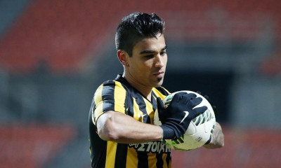 Ανανεώνει Βάργκας η ΑΕΚ!