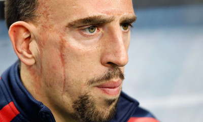 Τρόλαρε το διαιτητή με τη βοήθεια του photoshop ο Ριμπερί!