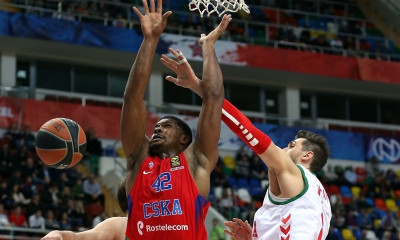 ΤΣΣΚΑ Μόσχας - Μπασκόνια 84-82: Με το ζόρι και... Χάινς