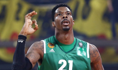 Η καρφωματάρα του Γκάμπριελ! (video)