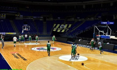Χαλαρή προπόνηση στην Ulker Arena