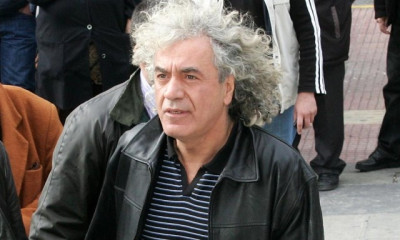 Επίθεση με σφυρί στον Τάκη Τσουκαλά!