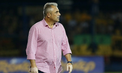 Κέρκυρα: «Ψήνεται» επιστροφή του «μάγου» Βοσνιάδη