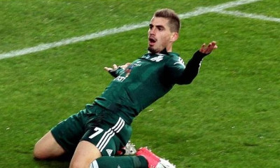 Φήμες για Μαυρία