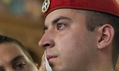 Μην κλαις τσολιά μου…