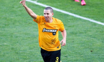 Απίστευτη επίθεση Κόκε σε Καρυπίδη: «Σήκω φύγε… Μπαίνω στον Άρη!»