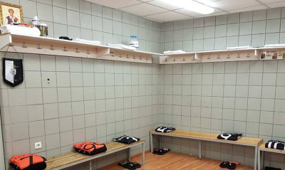 ΠΑΟΚ-ΑΕΚ: Τα «ασπρόμαυρα» αποδυτήρια του Πανθεσσαλικού