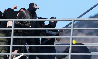 Τελικός Κυπέλλου: Σοκάρουν οι εικόνες με τα μαχαιρώματα οπαδών!