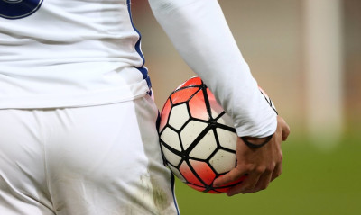 Αστόχησε σε πέναλτι για να μην γίνουν επεισόδια!