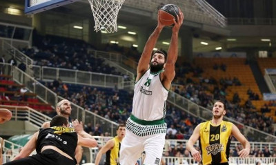 LIVE CHAT Παναθηναϊκός Superfoods - ΑΕΚ