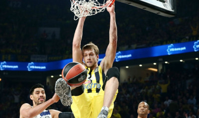 Φενέρμπαχτσε - Ρεάλ Μαδρίτης 84-75: Έκανε πάρτι και παίζει τελικό με Ολυμπιακό