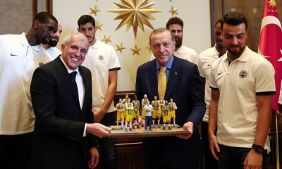 Επίσκεψη της Φενέρμπαχτσε στον Ερντογάν (photos)