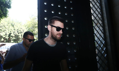 Ολυμπιακός: Με καθυστέρηση το ραντεβού με Μάντζαρη