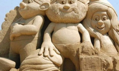 Όταν η τέχνη πάει θάλασσα…. Γλυπτά από άμμο στην Κρήτη (vid)