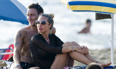 Στη Μύκονο ο Τότι