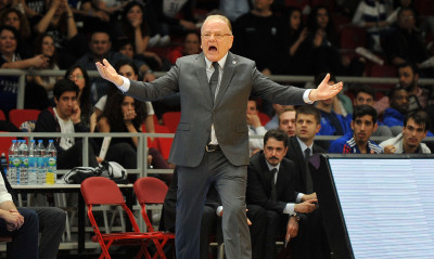 Ο Ολυμπιακός αποχαιρετά τον Ίβκοβιτς