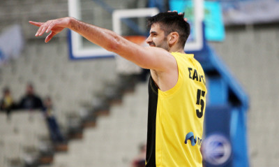 Συνεχίζει στην ΑΕΚ ο Σάκοτα