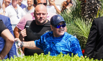 Επίτιμος δημότης Νάπολης ο Μαραντόνα