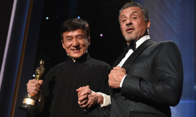 Ex-Bagdad: Τζάκι Τσαν και Σιλβέστερ Σταλόνε ενώνουν τις δυνάμεις τους!