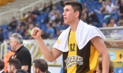 Λαρεντζάκης αντί Ντόρσεϊ