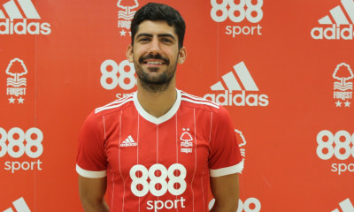 Μπουχαλάκης… τριετίας στη Νότιγχαμ