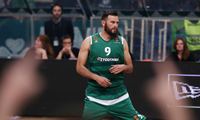 Ο Αντώνης Φώτσης στον Ηλυσιακό!