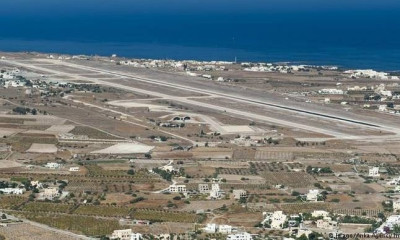 Τουρίστες σε σύγχυση: Νομίζαν ότι η Σαντορίνη είναι το αεροδρόμιο της Σκιάθου...