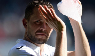 Κοντά σε Σίγκουρντσον η Έβερτον