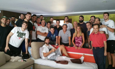 Επίσκεψη της Εθνικής Ισπανίας στον Σέρχιο Γιουλ