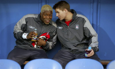 Ο Σισέ έκανε δώρο τον... Τζέραρντ σε συμπαίκτη του στην Ιβερντόν!