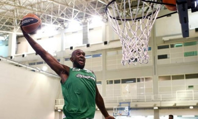 Σίνγκλετον: «Θέλουμε το triple crown»