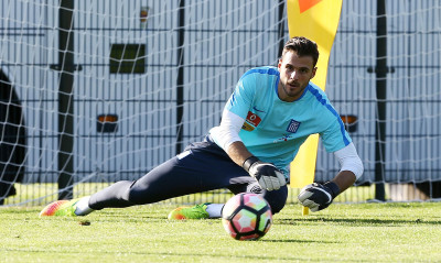 Νάπολι: Ο Ρέινα φέρνει... Καρνέζη!