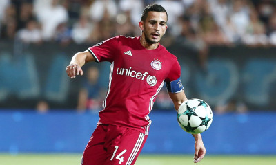 Η Μπούρσασπορ κοιτάζει τον Ομάρ