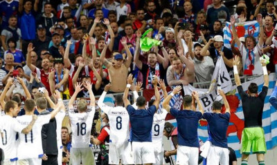 Τρελό πάρτι στο Λουξεμβούργο για την ισοπαλία με Γαλλία