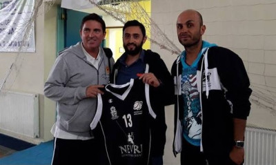 Φανέλα του Άργους Ορεστικού στον Πασκουάλ (Pics)