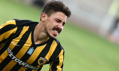 ΑΕΚ: Αγωνία για Σιμόες ενόψει… Ολυμπιακού