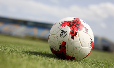 Σοκ! Επίθεση με ρόπαλα του μπέιζμπολ σε προπονητή (pic)