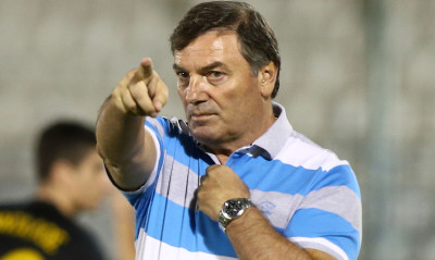 Λαμία: Εκτός Κρισάντους και Ντ’ Ακόλ