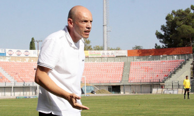 «Πιάστηκε» στα χέρια με πρόεδρο ομάδας ο Γκώνιας