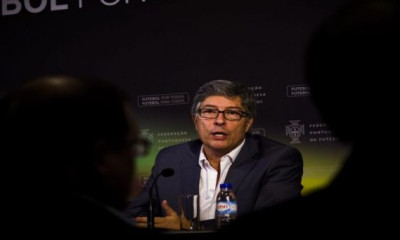 Αυτά είπε ο Περέιρα για VAR και ξένους διαιτητές στην Super League