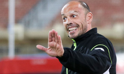 Επικό! «Πλακώθηκε» με δημοσιογράφο ο Γκώνιας! (video)