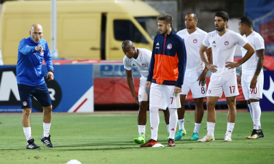 Ολυμπιακός: Χωρίς Σεμπά και Εμενίκε στο ντέρμπι – Με Καρίμ στην επίθεση