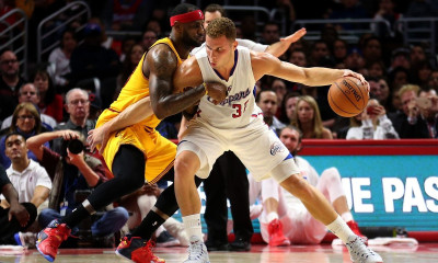 NBA: Επική καρφωματάρα Γκρίφιν στο Top 10 (video)