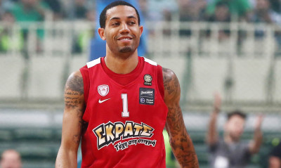 «Καρφιά» Γκριν για Σφαιρόπουλο: «Έφυγα γιατί δεν είχα τις ευκαιρίες που ήθελα»